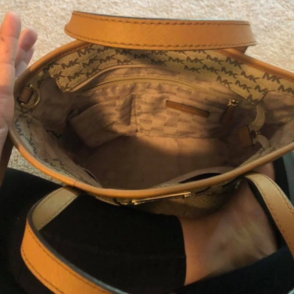 MK Purse, bought at marshals - Picture 3 of 4